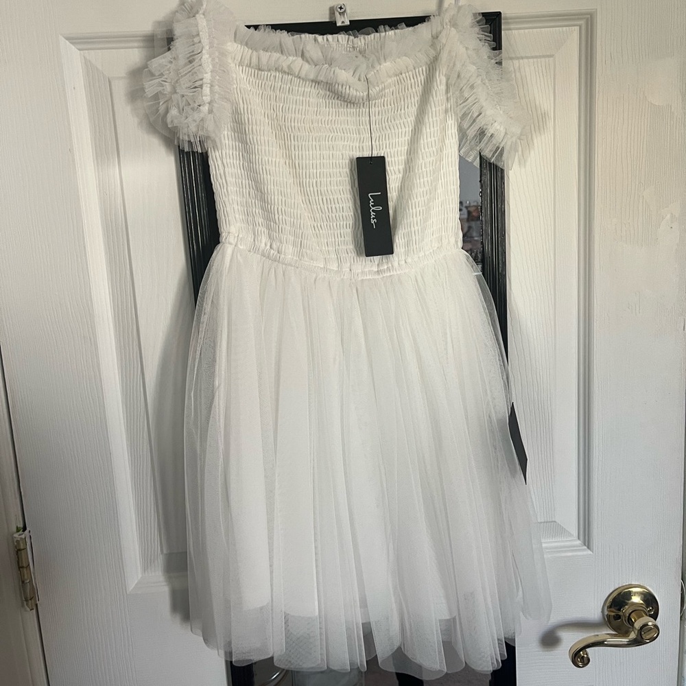 Brand New Lulu’s White Dress